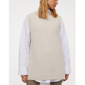 H&M Off White Sleeveless Sweater Vest